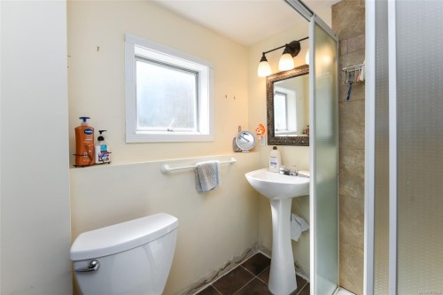 280 Glacier View Dr, Comox, BC 