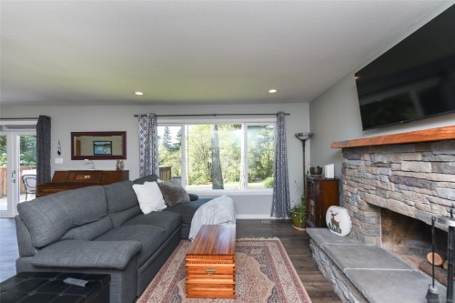 280 Glacier View Dr, Comox, BC 