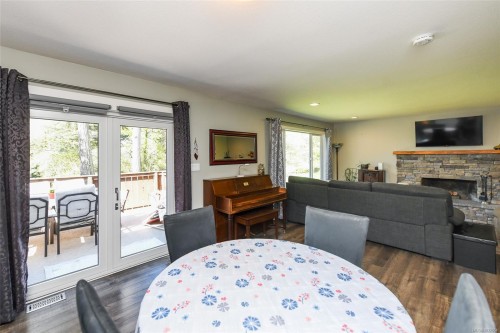280 Glacier View Dr, Comox, BC 