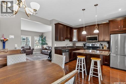 1036 Willowgrove Crescent, Saskatoon, SK - Indoor Photo Showing Kitchen