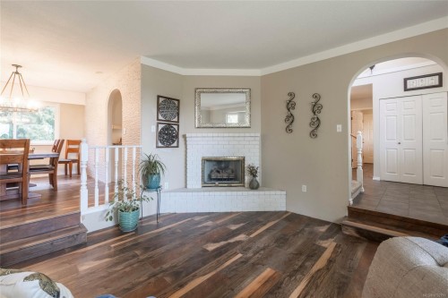 1108 Viewtop Rd, Duncan, BC 