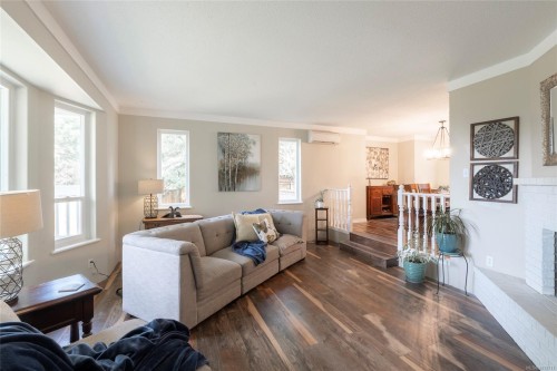1108 Viewtop Rd, Duncan, BC 