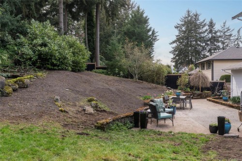 1108 Viewtop Rd, Duncan, BC 
