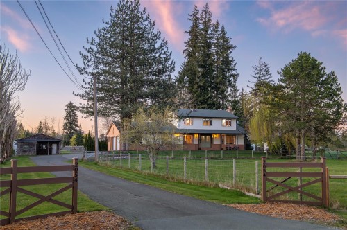 2054 Evergreen Rd, Campbell River, BC 
