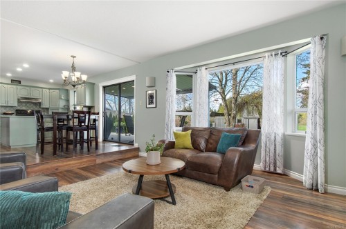 2054 Evergreen Rd, Campbell River, BC 