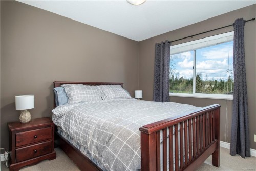 2054 Evergreen Rd, Campbell River, BC 