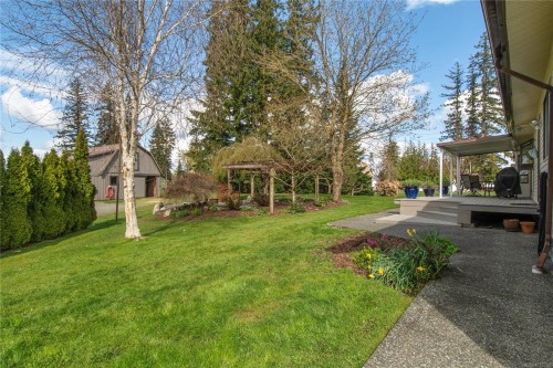 2054 Evergreen Rd, Campbell River, BC 