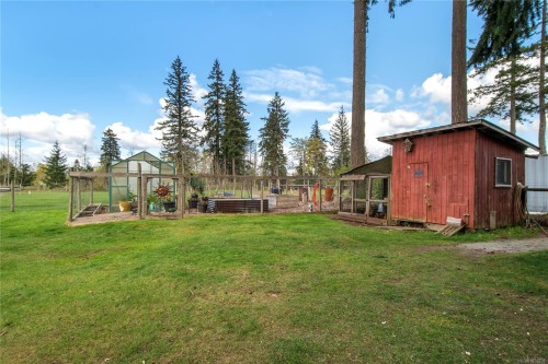 2054 Evergreen Rd, Campbell River, BC 
