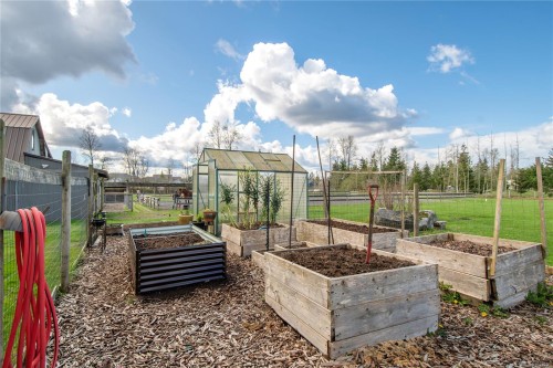 2054 Evergreen Rd, Campbell River, BC 