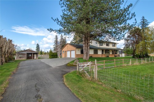 2054 Evergreen Rd, Campbell River, BC 