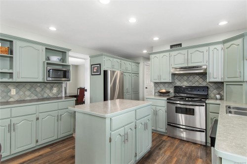 2054 Evergreen Rd, Campbell River, BC 