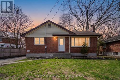 7 BENJAMIN STREET  Belleville (Belleville Ward), ON K8P 1P6