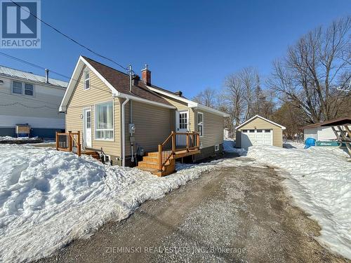 208 MCDOUGALL AVENUE  Timmins (Sp - Connaught Hill), ON P0N 1H0