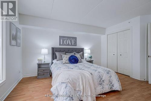 312 - 4003 Kilmer Drive, Burlington, ON - Indoor Photo Showing Bedroom