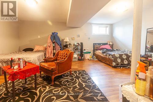 66 Springvalley Crescent, Hamilton, ON - Indoor Photo Showing Bedroom