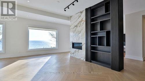 100 Appleby Place, Burlington, ON - Indoor With Fireplace