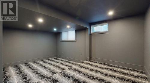 100 Appleby Place, Burlington, ON - Indoor