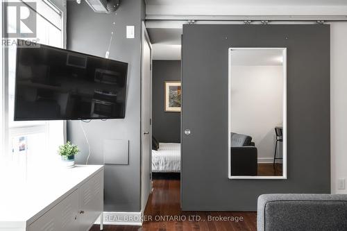 102 - 360 Cumberland Street, Ottawa, ON - Indoor Photo Showing Other Room