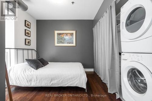 102 - 360 Cumberland Street, Ottawa, ON - Indoor Photo Showing Laundry Room