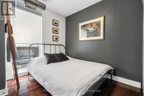 102 - 360 Cumberland Street, Ottawa, ON - Indoor Photo Showing Bedroom