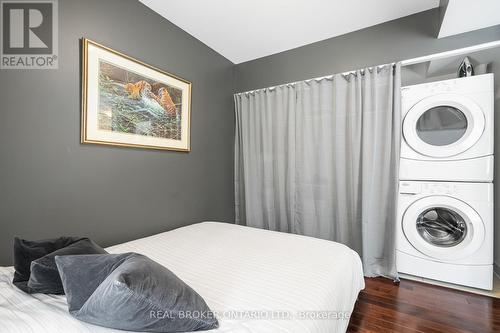 102 - 360 Cumberland Street, Ottawa, ON - Indoor Photo Showing Laundry Room
