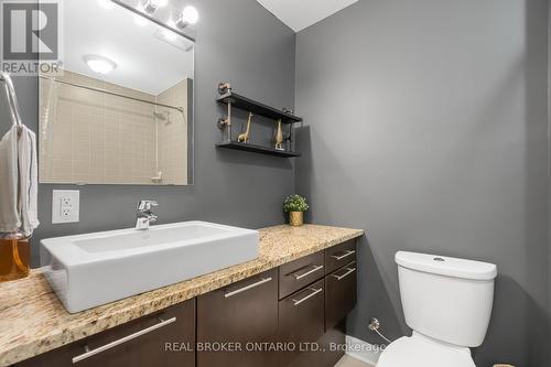 102 - 360 Cumberland Street, Ottawa, ON - Indoor Photo Showing Bathroom