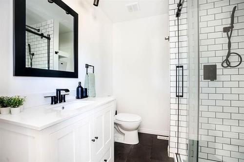 26 Ashworth St, Winnipeg, MB 