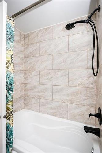 26 Ashworth St, Winnipeg, MB 