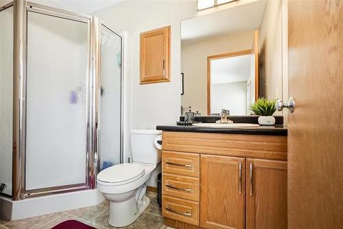 23 Baltic Bay, Winnipeg, MB 