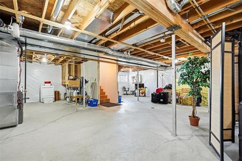 23 Baltic Bay, Winnipeg, MB 