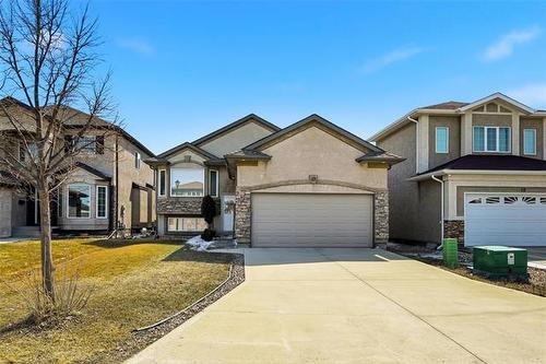 23 Baltic Bay, Winnipeg, MB 