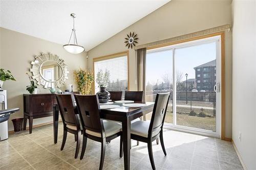 23 Baltic Bay, Winnipeg, MB 