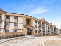 4207-193 Victor Lewis DR  Winnipeg, MB R3P 2A3