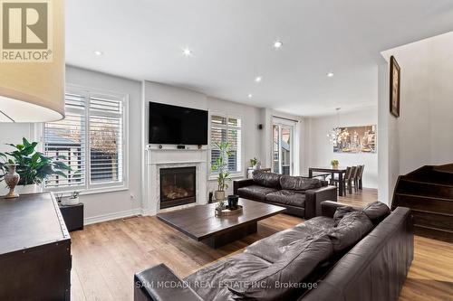 5142 Ancient Stone Avenue, Mississauga, ON - Indoor Photo Showing Living Room With Fireplace