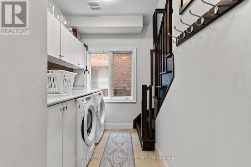 5142 Ancient Stone Avenue, Mississauga, ON - Indoor Photo Showing Laundry Room