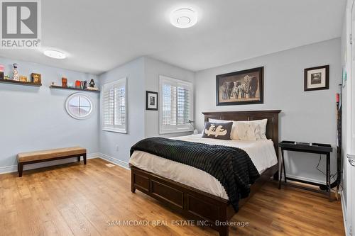 5142 Ancient Stone Avenue, Mississauga, ON - Indoor Photo Showing Bedroom