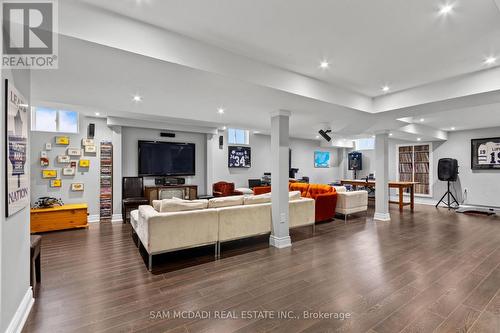 5142 Ancient Stone Avenue, Mississauga, ON - Indoor Photo Showing Other Room