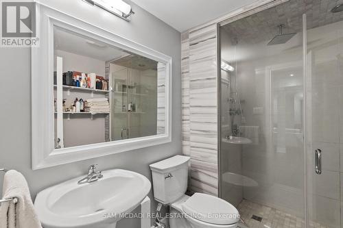 5142 Ancient Stone Avenue, Mississauga, ON - Indoor Photo Showing Bathroom