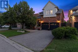 5142 ANCIENT STONE AVENUE  Mississauga, ON L5M 8A9