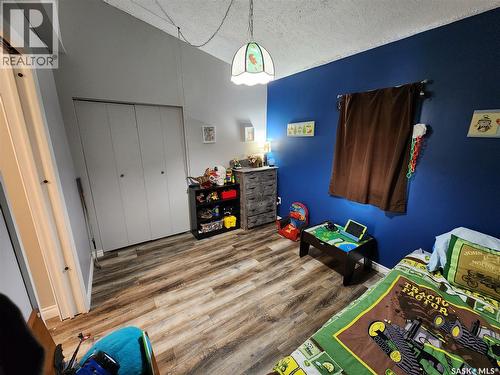 215 Mergens Street, Weyburn, SK - Indoor