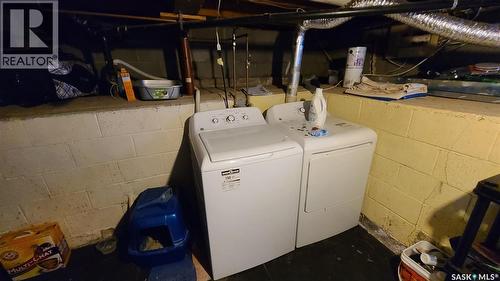 215 Mergens Street, Weyburn, SK - Indoor Photo Showing Laundry Room