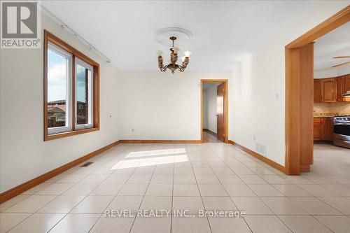 18 Marcel Place, Hamilton, ON - Indoor Photo Showing Other Room