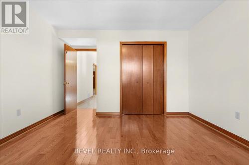 18 Marcel Place, Hamilton, ON - Indoor Photo Showing Other Room