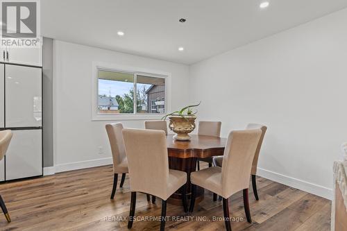 45 Driftwood Drive, Brantford, ON - Indoor Photo Showing Dining Room