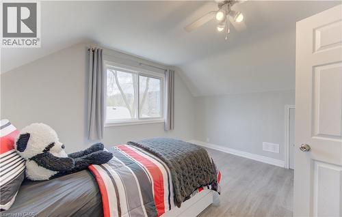 196 Myers Road, Cambridge, ON - Indoor Photo Showing Bedroom