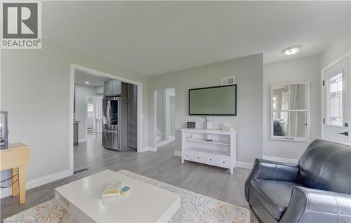 196 Myers Road, Cambridge, ON - Indoor Photo Showing Other Room