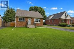 15 GAILMONT Drive  Hamilton, ON L8K 4B2