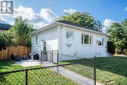 LOWER - 47 PARK STREET Toronto, ON M1N 2N4