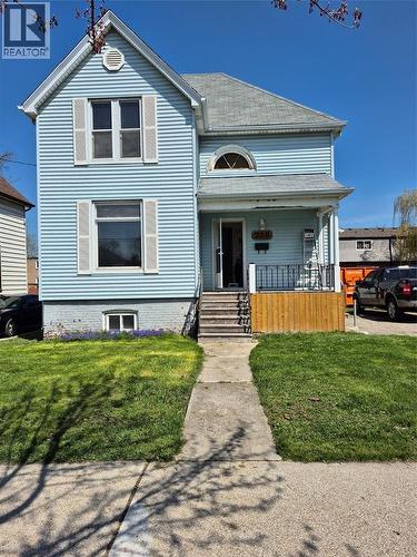 228 DEVINE STREET  Sarnia, ON N7T 1T2