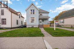 228 DEVINE STREET Sarnia, ON N7T 1T2